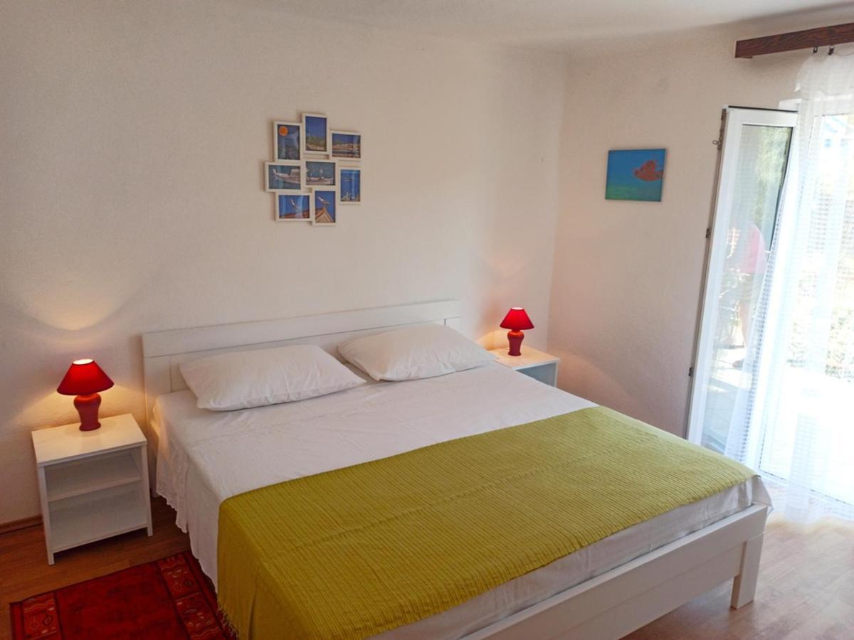 Apartments Sonija Gdinj Екстериор снимка
