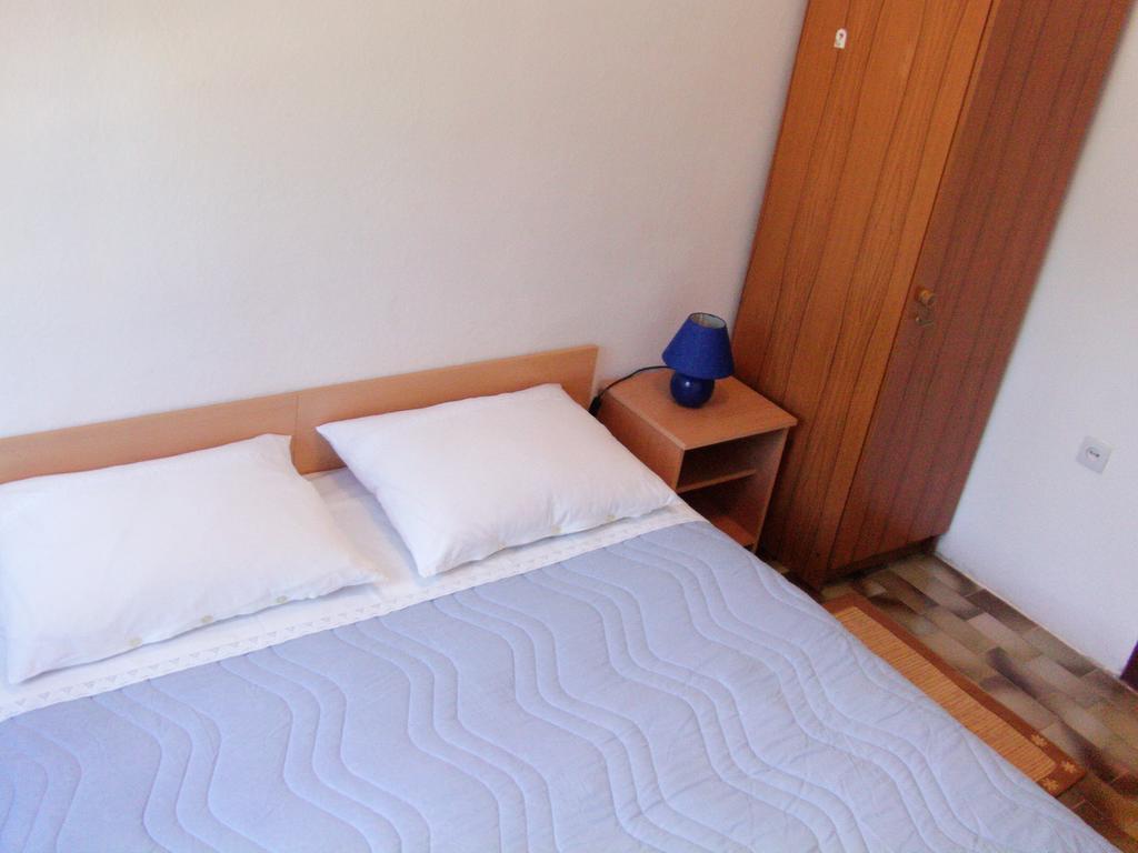 Apartments Sonija Gdinj Екстериор снимка