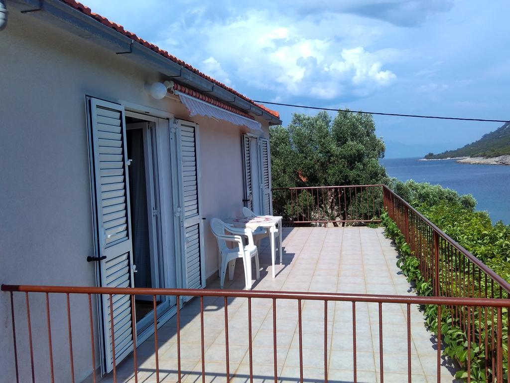 Apartments Sonija Gdinj Екстериор снимка