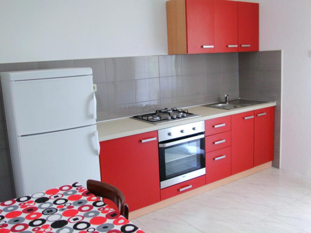 Apartments Sonija Gdinj Екстериор снимка